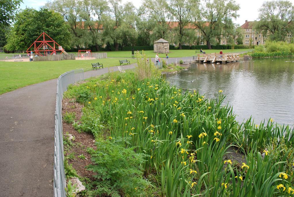 Lochend Park View Apartment Эдинбург Экстерьер фото